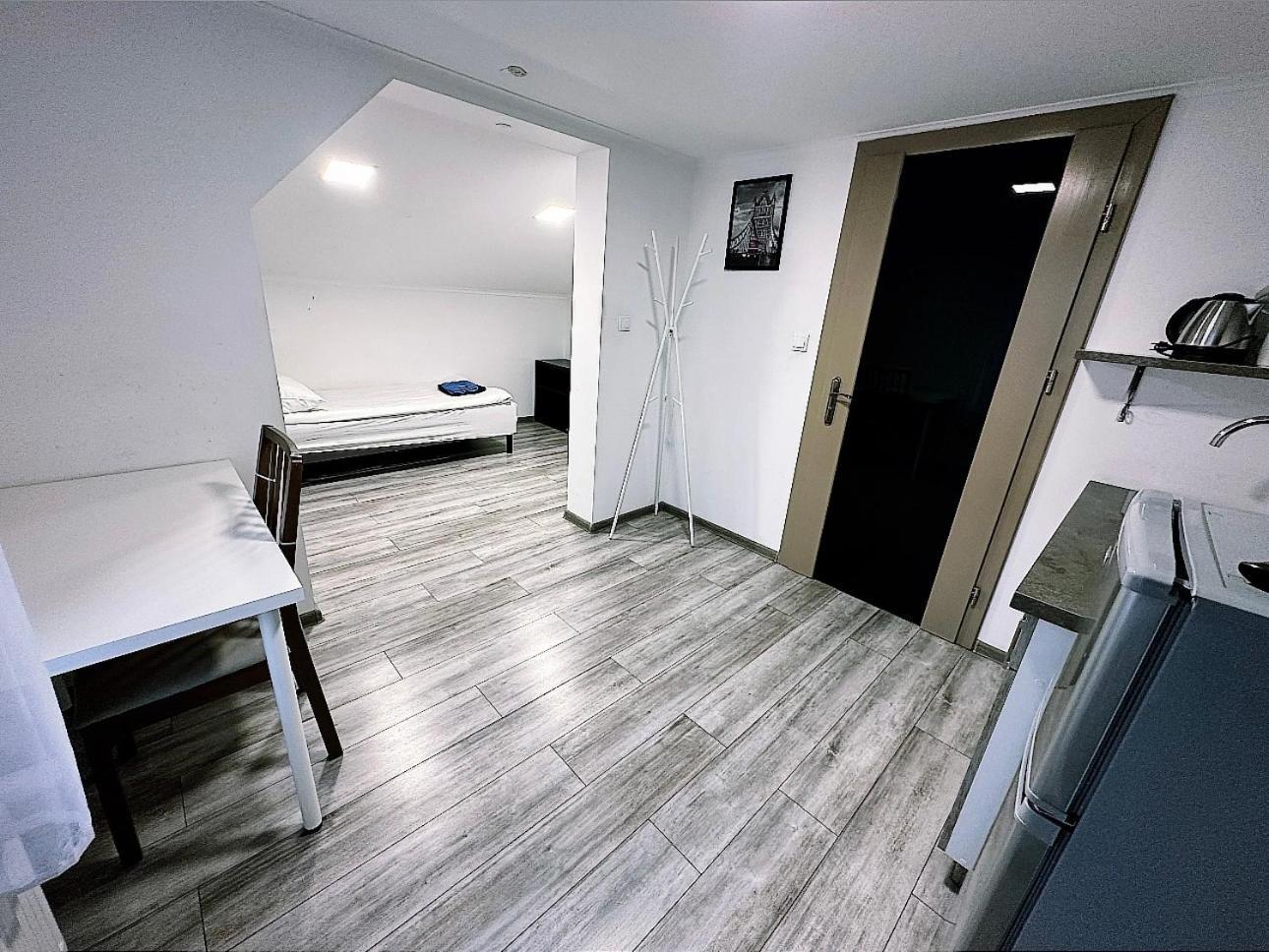 Apartamenty Retro Dąbrowa Górnicza Εξωτερικό φωτογραφία